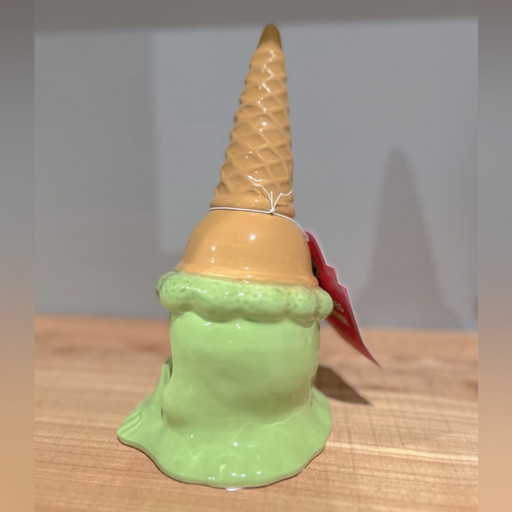NWT Summerween Ceramic Green Skull Ice Cream Cone - Picture 3 of 5